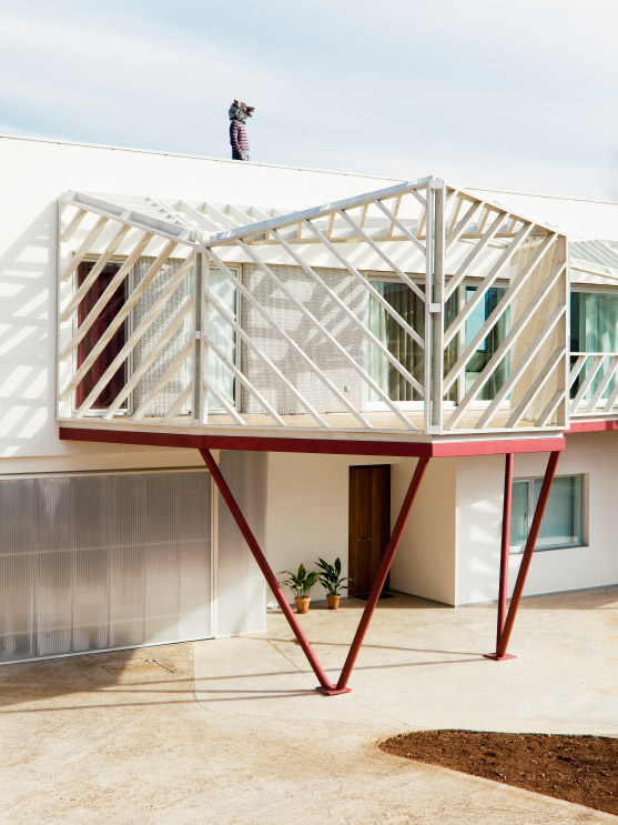 Double House by Langarita-Navaro arquitectos - photo © Luis Diaz Diaz