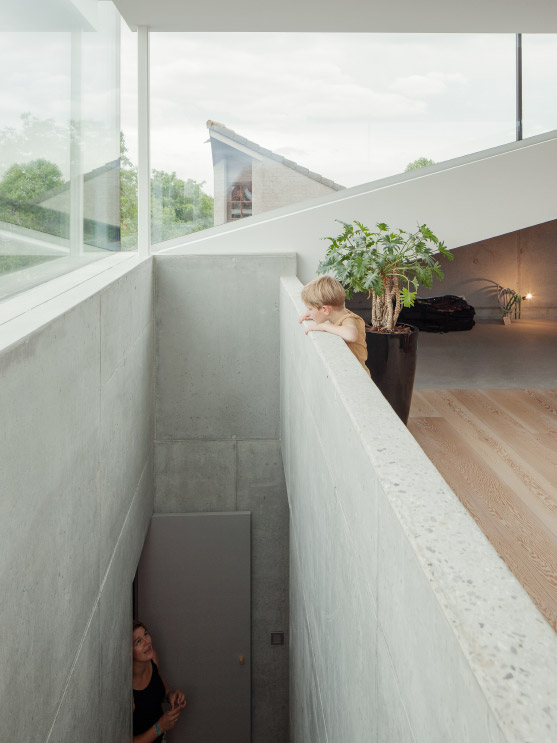 ism_architecten_concrete_house_photo_luis_diaz_diaz_06