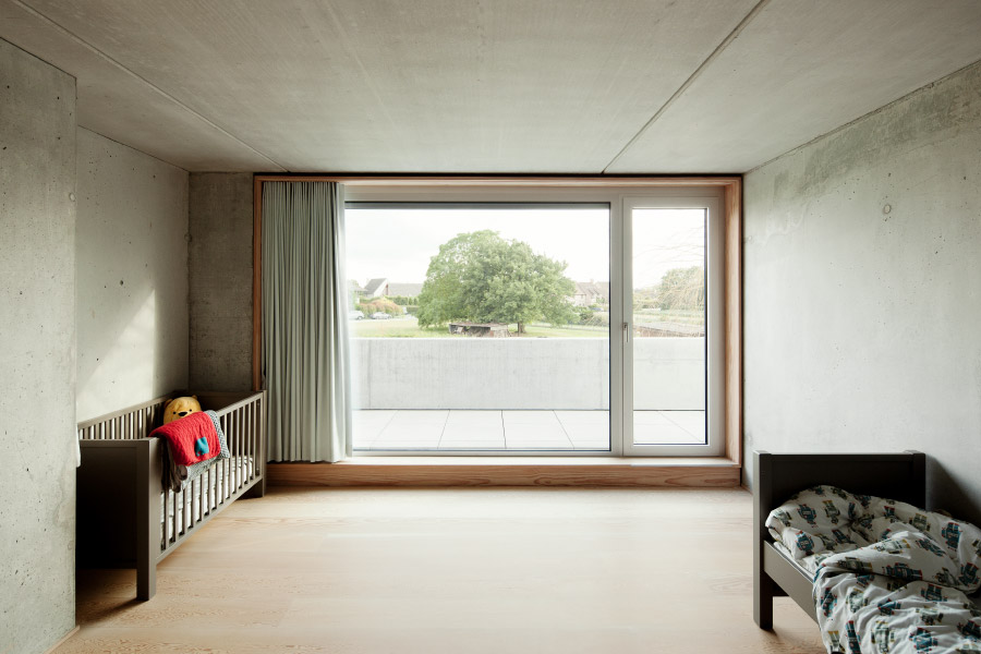 ism_architecten_concrete_house_photo_luis_diaz_diaz_16
